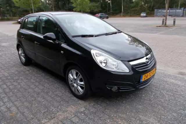 Opel Corsa (2007) thumbnail 5