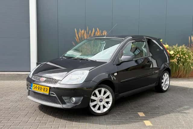 Ford Fiesta (2005) thumbnail 1