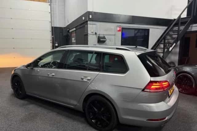 Volkswagen Golf (2018) thumbnail 5