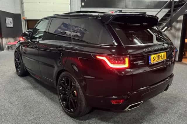 Land Rover Range Rover Sport (2018) thumbnail 2