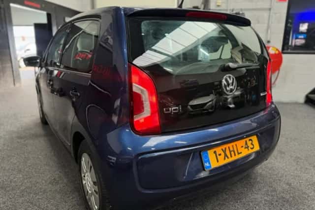 Volkswagen Up! (2014) thumbnail 6