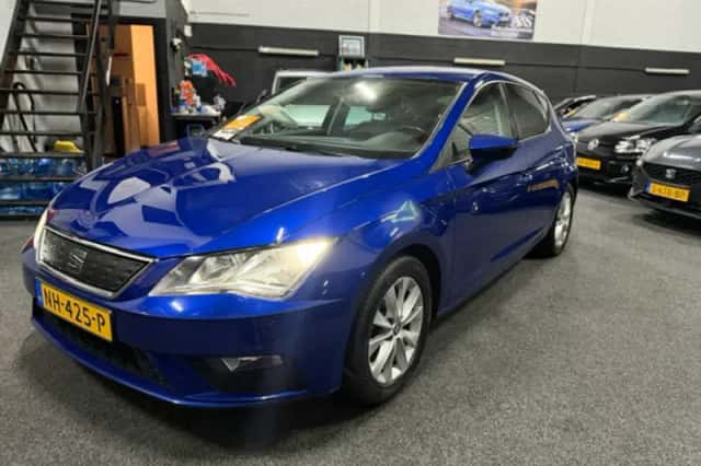 SEAT Leon (2017) thumbnail 1