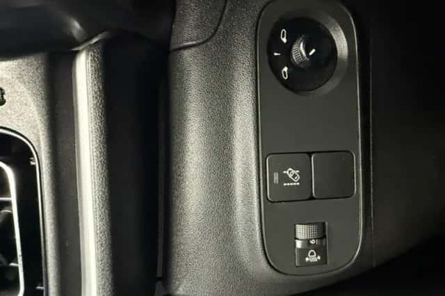 Citroën C3 (2017) thumbnail 5
