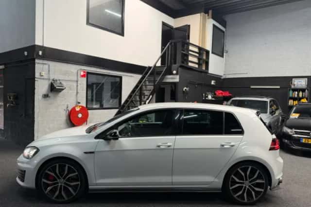 Volkswagen Golf (2014) thumbnail 5