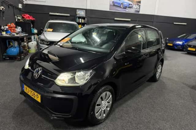 Volkswagen Up! (2016) thumbnail 1