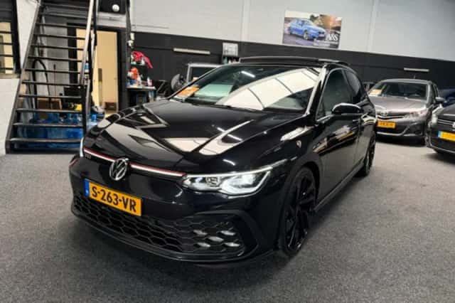 Volkswagen Golf (2020) thumbnail 1