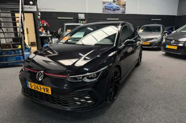 Volkswagen Golf (2020) thumbnail 4