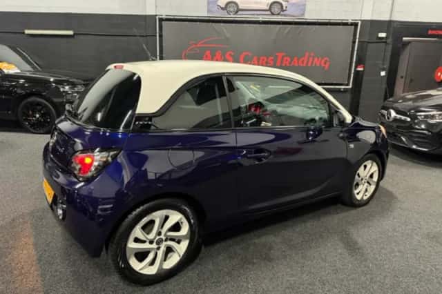 Opel Adam (2015) thumbnail 2