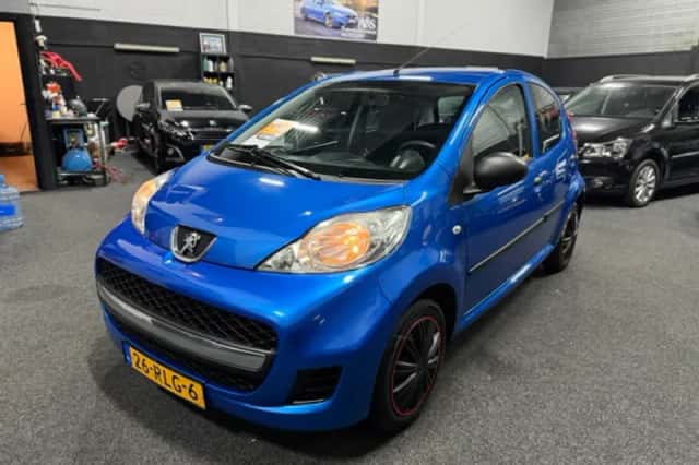 Peugeot 107 (2011) thumbnail 1