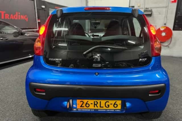 Peugeot 107 (2011) thumbnail 3