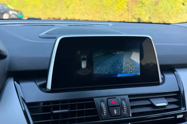 BMW 2-Serie Active Tourer (2021) thumbnail 4
