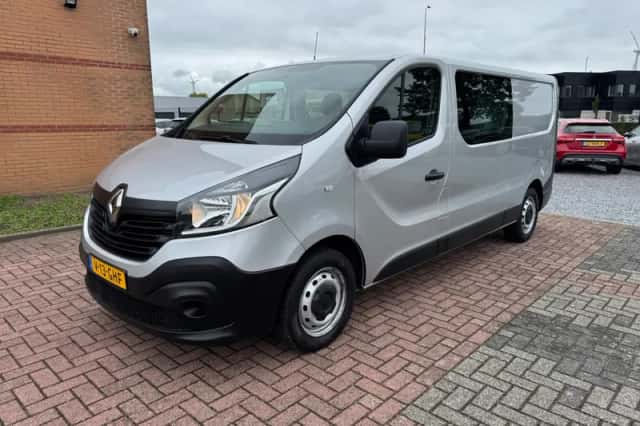 Renault Trafic (2016) thumbnail 1