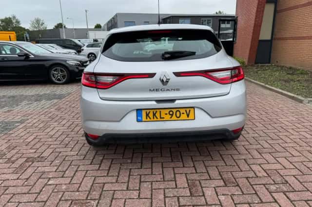 Renault Mégane (2018) thumbnail 6