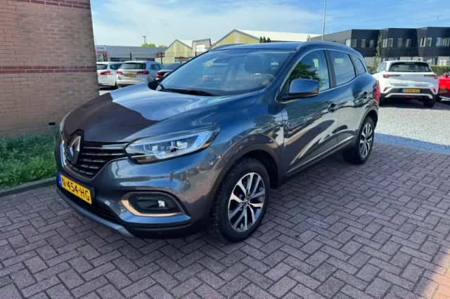 Renault Kadjar (2021) thumbnail 1