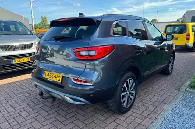 Renault Kadjar (2021) thumbnail 5