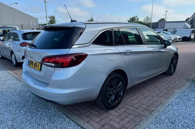 Opel Astra (2019) thumbnail 5
