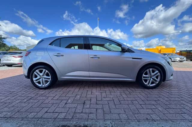 Renault Mégane (2019) thumbnail 4