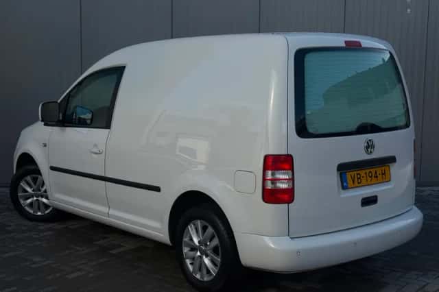 Volkswagen Caddy (2013) thumbnail 5
