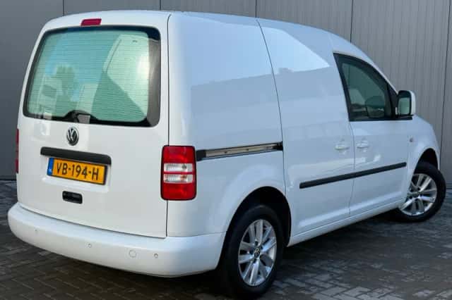 Volkswagen Caddy (2013) thumbnail 6