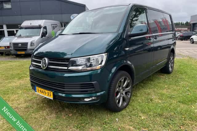 Volkswagen Transporter (2019) thumbnail 1