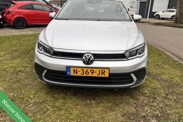 Volkswagen Polo (2021) thumbnail 2
