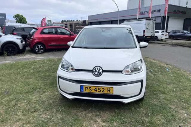 Volkswagen Up! (2017) thumbnail 2