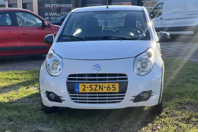 Suzuki Alto (2014) thumbnail 3