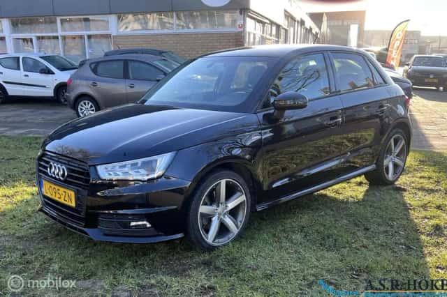 Audi A1 (2016) thumbnail 1