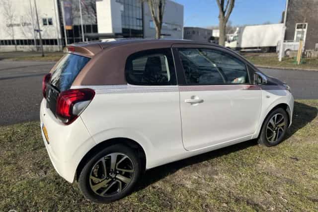 Peugeot 108 (2015) thumbnail 5