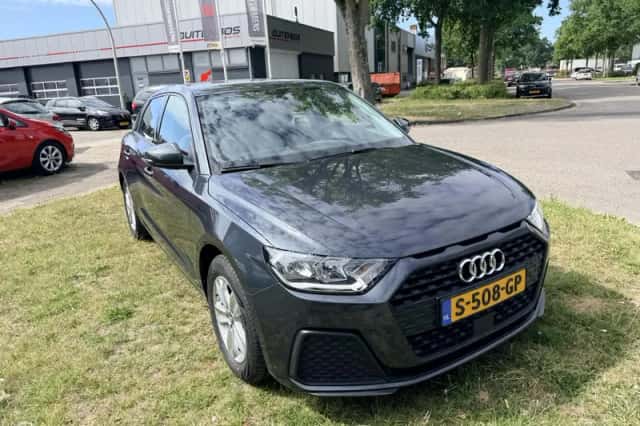 Audi A1 (2019) thumbnail 4