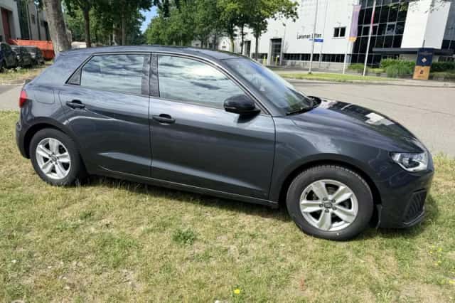 Audi A1 (2019) thumbnail 6