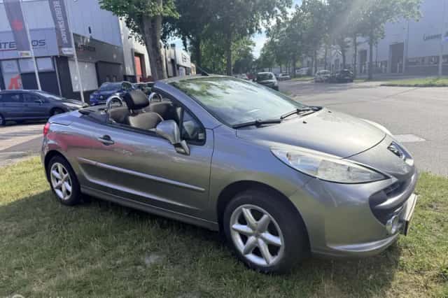 Peugeot 207 (2009) thumbnail 5