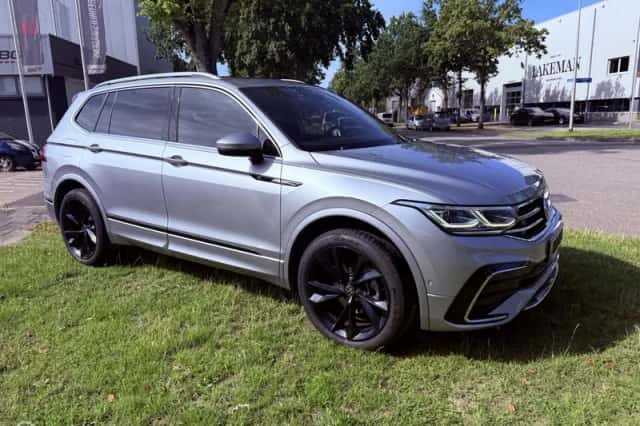 Volkswagen Tiguan (2022) thumbnail 5
