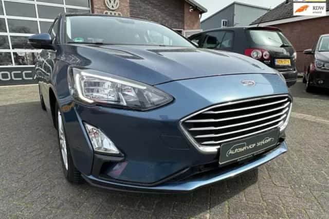 Ford Focus (2020) thumbnail 1