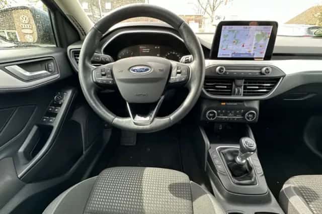 Ford Focus (2020) thumbnail 4