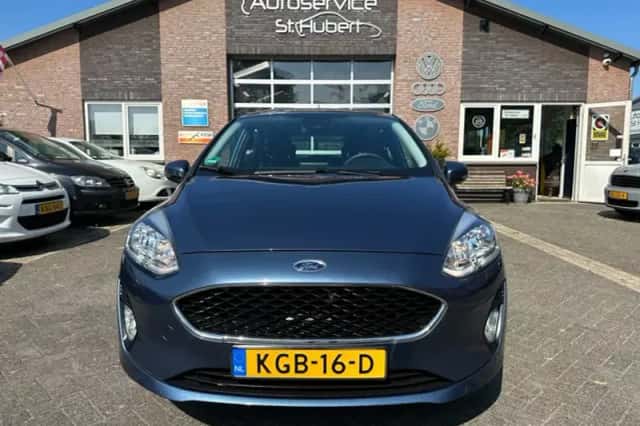 Ford Fiesta (2019) thumbnail 2