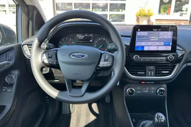 Ford Fiesta (2019) thumbnail 4