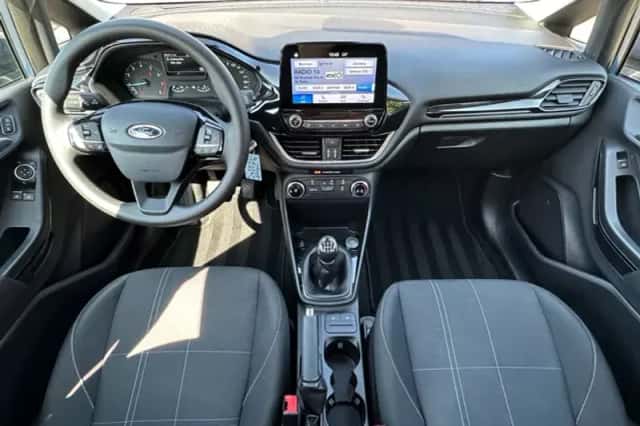 Ford Fiesta (2019) thumbnail 5