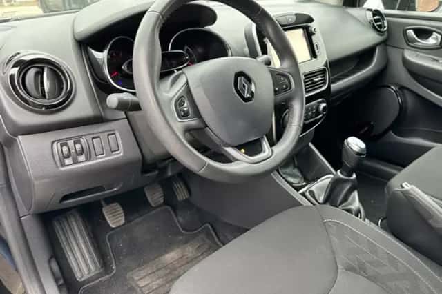 Renault Clio (2018) thumbnail 4