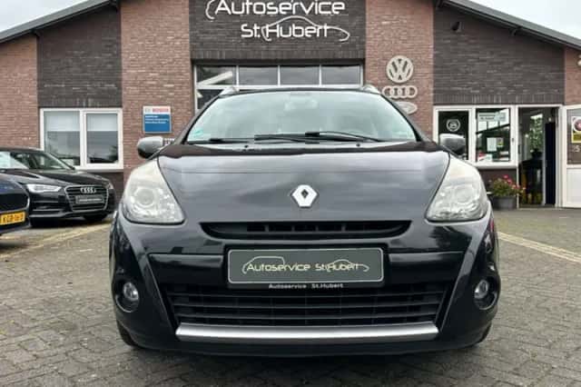 Renault Clio (2013) thumbnail 2