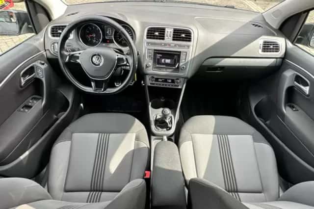 Volkswagen Polo (2016) thumbnail 5