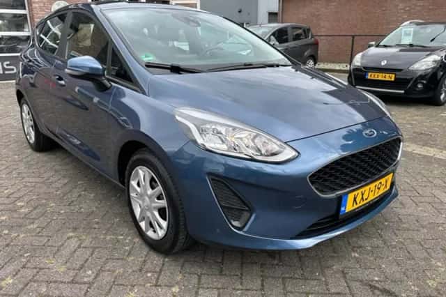 Ford Fiesta (2020) thumbnail 2