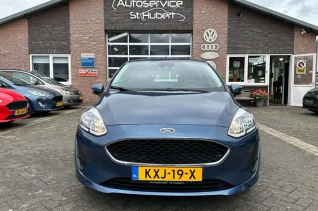 Ford Fiesta (2020) thumbnail 3