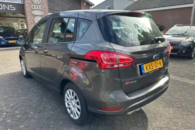 Ford B-Max (2016) thumbnail 6