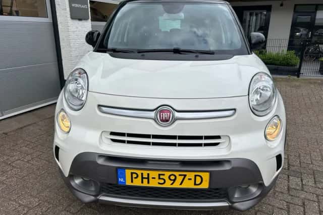 Fiat 500L (2017) thumbnail 2
