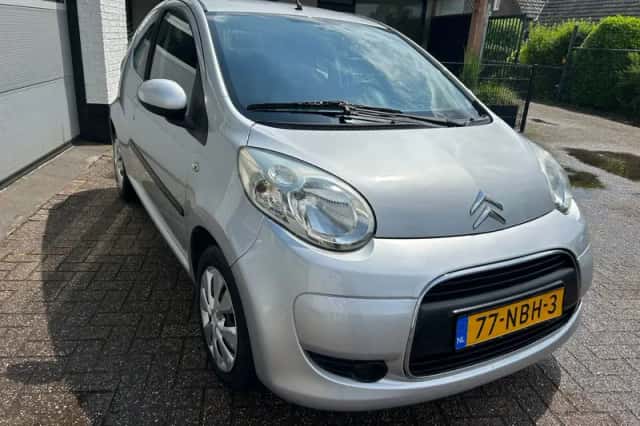 Citroën C1 (2010) thumbnail 2