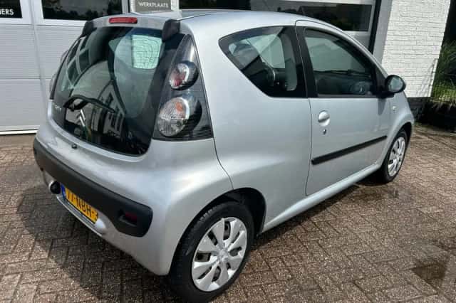 Citroën C1 (2010) thumbnail 6