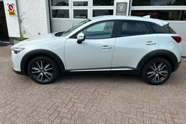 Mazda CX-3 (2017) thumbnail 5