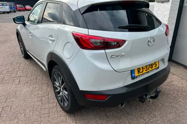 Mazda CX-3 (2017) thumbnail 6