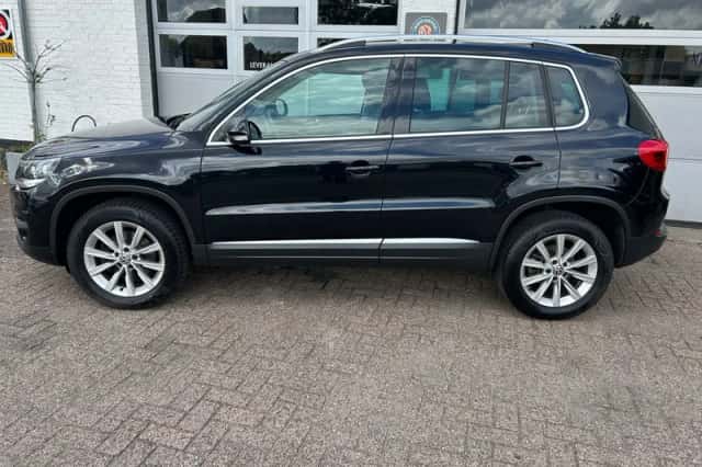 Volkswagen Tiguan (2013) thumbnail 4